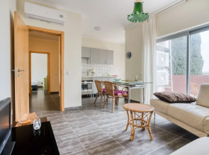 Cosy Holiday Home in Alvor With Swimming Pool
