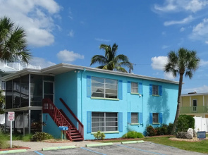Canal House 309 8 Bedrooms 8 Bathrooms Home