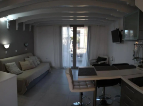 Irida Holiday Apartments