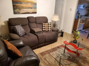 Perfect Location ASU Tempe 1 Bd 1Bath couples getaway!