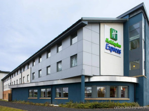 Holiday Inn Express Dunfermline by IHG