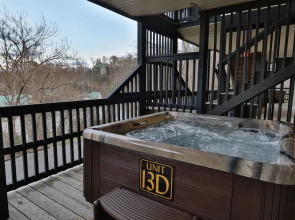 Briarstone Lodge Condo 13D - Two Bedroom Condo