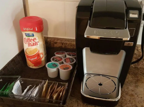 2-Bedroom Apartment Sweet #1 by Amazing Property Rentals