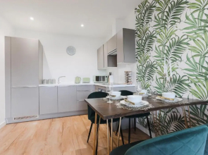 Beautiful Modern Décor Apartment in the Centre of Slough