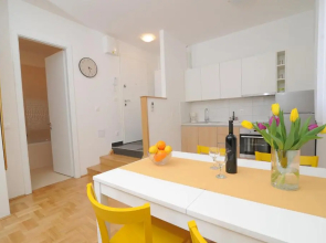 Amaros Apartment