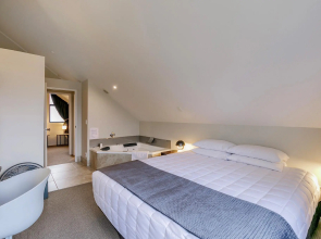 Le Chalet Suisse Motel Apartments