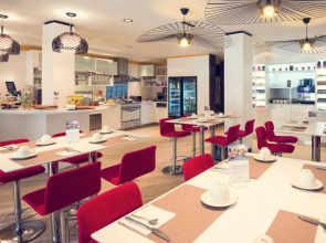 Отель Mercure Nice Centre Grimaldi