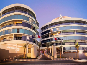 Majestic Arjaan by Rotana Hotel