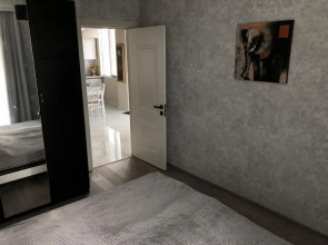 khatis apartment