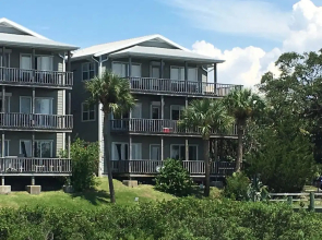 Seahorse Landing by Panhandle Getaways