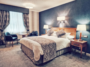 Blunsdon House Hotel