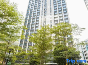 Xinyue Holiday Apartment (Guangzhou East Railway Station Yantang Subway Station)