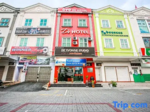 De Hotel Teluk Intan