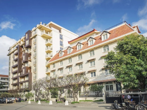 Central Mansions Serviced Apartment