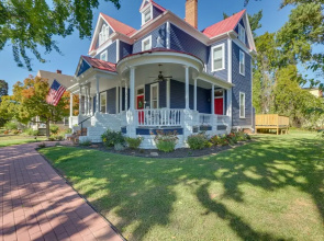 Danville Retreat w/ Hot Tub & Cozy Fireplace!