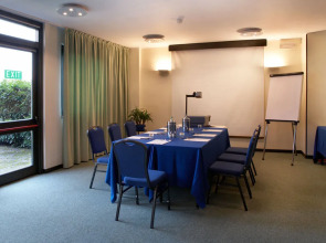 Pacific Hotel Fortino