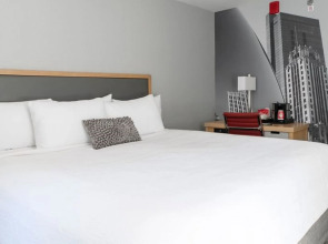 Hotel Saint Clair- Magnificent Mile