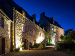 Le Vieux Chateau le Renouard B&B