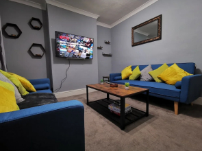 Your Night Inn @ i54