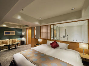 Hotel New Otani Tokyo, The Main