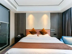 Ganzhou Mediterranean Style Hotel (Airport High-speed Railway West Station Store)