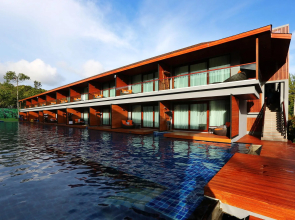 Akira Lipe Resort