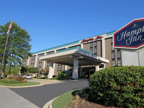 Hampton Inn Birmingham Colonnade