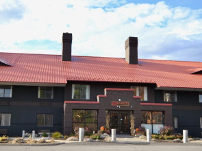 The Common Man Inn & Spa