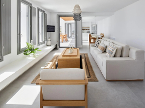 Kamini White I Villa