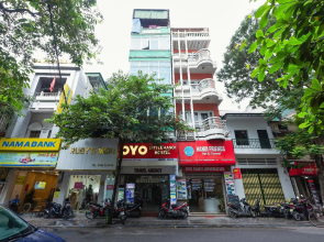 Hanoi Little Center Hotel