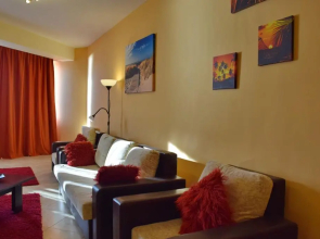 Summerland Lake Apartment