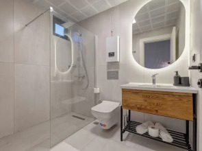 Rota Kilidonia Karaöz Suites&Villas