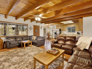 2184-malaburro Inn 2 Bedroom Home by RedAwning