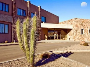 Limari Hotel