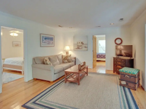 Near Edisto Beach State Park: Home w/ Lanais!