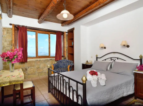 4-bedroom Topolia House