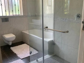 White House lodge in Scotburgh