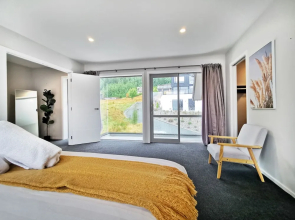 Alpine Retreat - Panoramic Views
