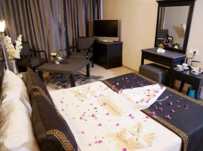 Dream Palace Hotel - Adults Only