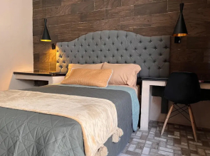 Black Tree Hotel Boutique