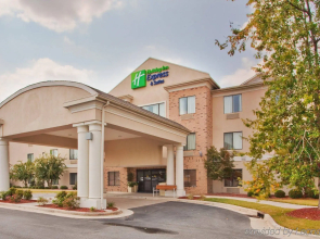 Holiday Inn Express Hotel and Suites Kinston by IHG