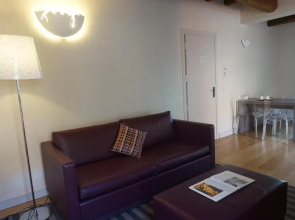 Trevi Palace Luxury Inn