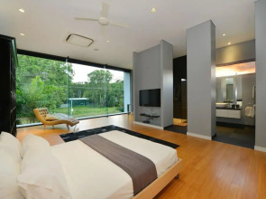 Glass House on the Beach