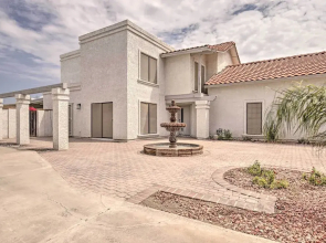 8 mi to Westgate: Family-friendly Glendale Home!