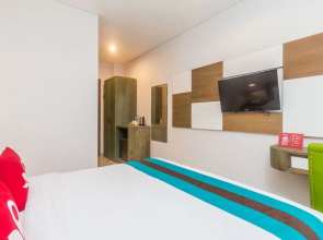 ZEN Rooms Seminyak Kayu Jati