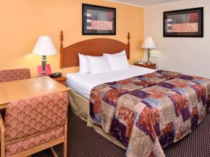 Red Carpet Inn Ronks