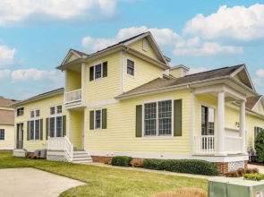 Bayside Resort Rental in Selbyville: 6 Mi to Beach