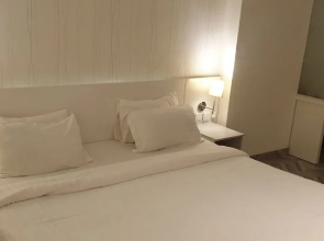 Durut Alurubah Furniture Apartments