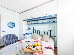 Le Cicorie 8 P1 Apartment by Wonderful Italy