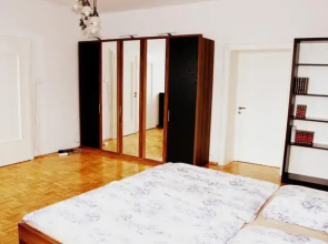 Central Suite